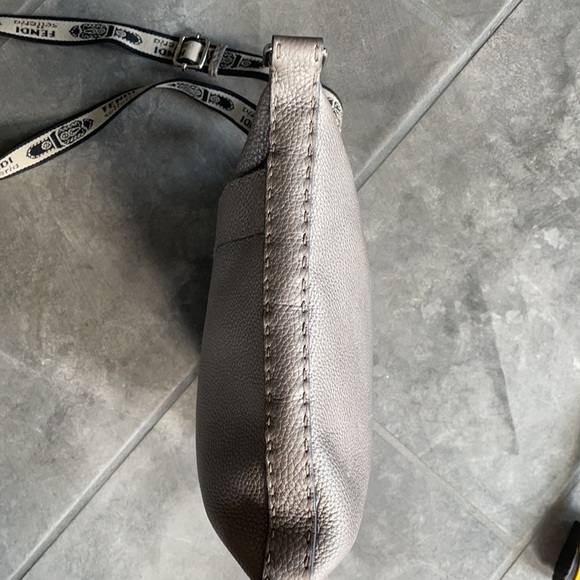 RARE Fendi Selleria Crossbody Bag Silver-large - Picture 6 of 14